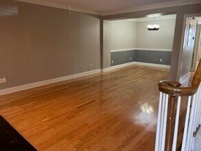 7500 Roswell Rd in Atlanta, GA - Building Photo - Building Photo
