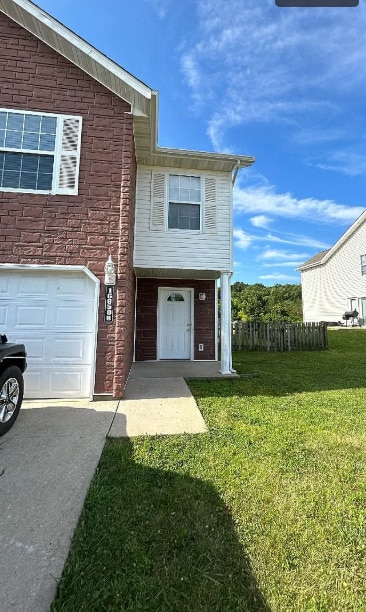 property at 16850B Huntington Ln