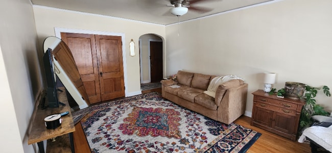 1429 Martha Washington Dr in Wauwatosa, WI - Building Photo - Building Photo