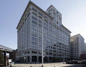 The Clock Tower Building in Brooklyn, NY - Foto de edificio - Building Photo