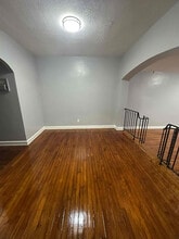 29 S Munn Ave in East Orange, NJ - Building Photo - Building Photo