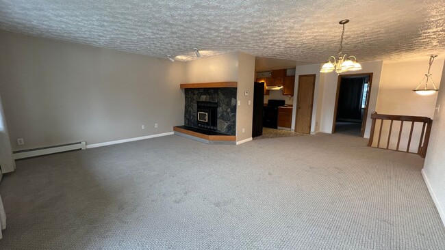 property at 661 King Arthur Cir