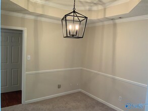 211 Jarrett Ln in Madison, AL - Foto de edificio - Building Photo