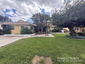 19022 Sylvan St in Los Angeles, CA - Building Photo