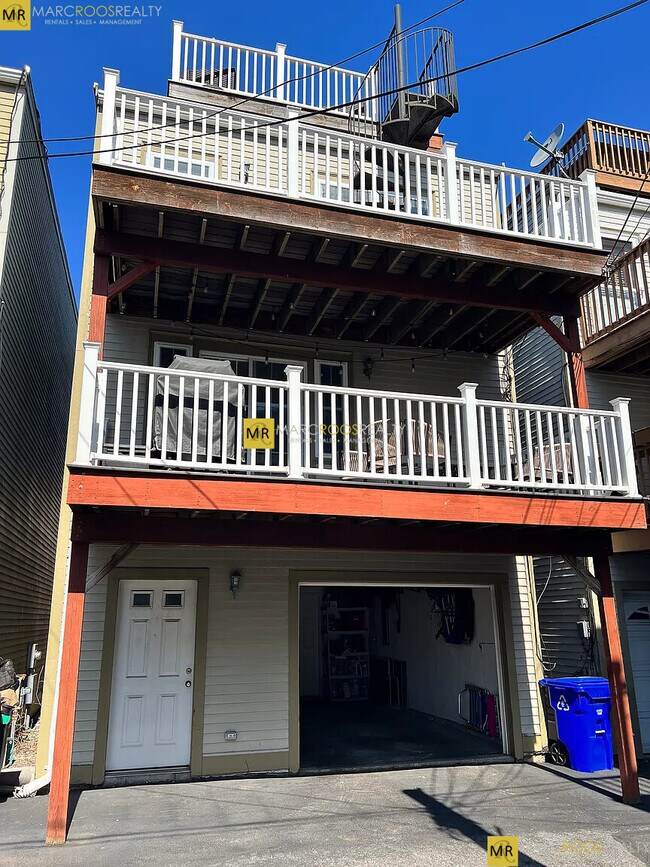 153 D St in Boston, MA - Building Photo - Building Photo