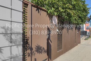 543 Rose Ave in Los Angeles, CA - Building Photo