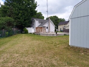 615 Lake St in Baraboo, WI - Building Photo - Building Photo