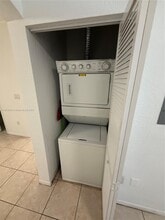 5620 NW 114th Path in Doral, FL - Building Photo - Building Photo