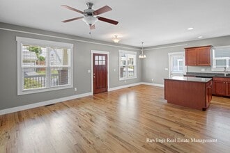 10 Hyde Park Pl in Arden, NC - Building Photo - Building Photo