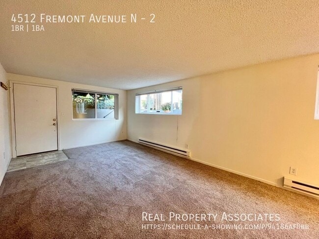 4512 Fremont Ave N in Seattle, WA - Building Photo - Building Photo