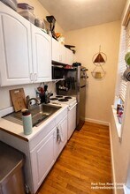 108 Myrtle St, Unit 7 in Boston, MA - Building Photo - Building Photo