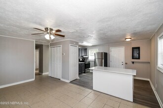 4602 Roanoke Blvd in Jacksonville, FL - Building Photo - Building Photo