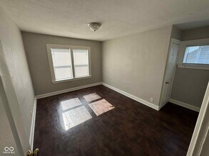 626 N Euclid Ave in Indianapolis, IN - Building Photo - Building Photo
