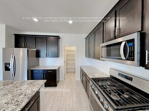 518 W Magena Dr in Queen Creek, AZ - Building Photo - Building Photo