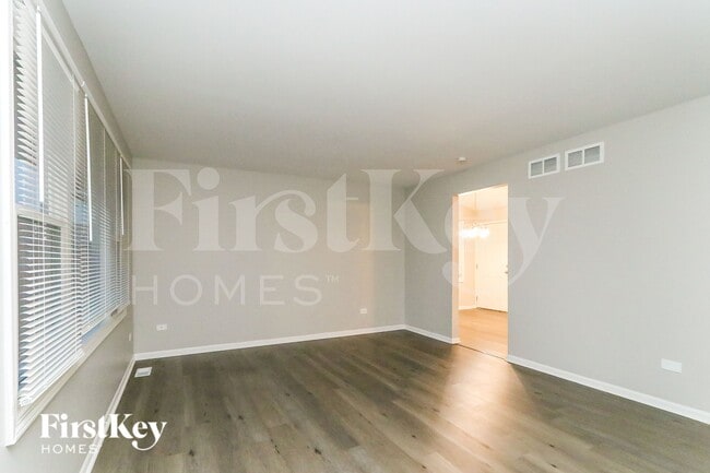 2105 THREE Forks Dr in Plainfield, IL - Foto de edificio - Building Photo