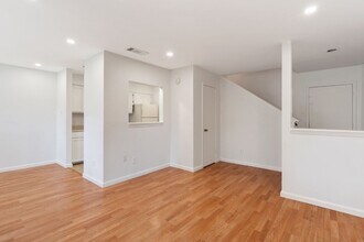 8703 Schick Rd in Austin, TX - Building Photo - Building Photo