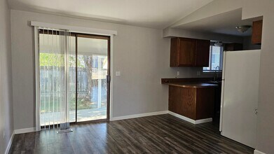 1013 Summerwind Pl in Nampa, ID - Foto de edificio - Building Photo