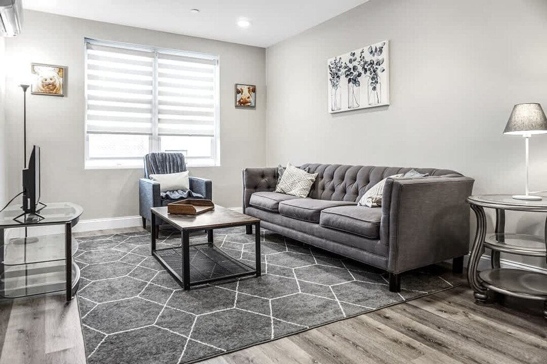 140 Pearl St, Unit SI ID1470141P in Chelsea, MA - Foto de edificio