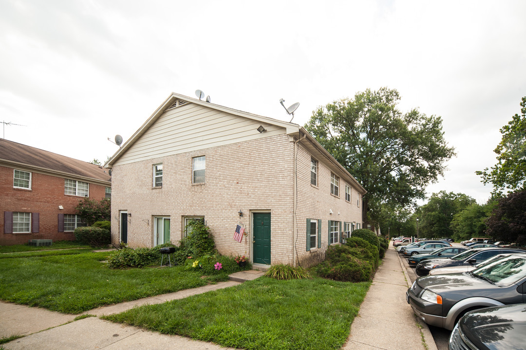 Terrace Townhomes at Gunston in Lorton, VA - Foto de edificio