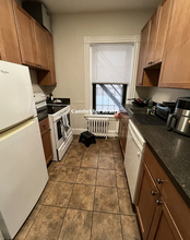 1033 Massachusetts Ave, Unit 104 in Cambridge, MA - Building Photo - Building Photo