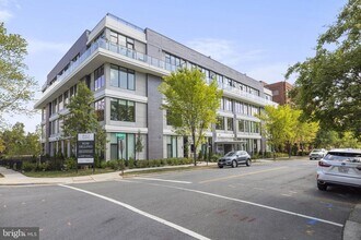 801 N Fairfax St in Alexandria, VA - Building Photo - Building Photo