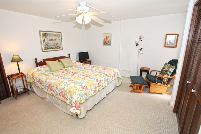 68-121-121 Au St in Waialua, HI - Building Photo - Building Photo