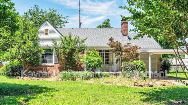 property at 2220 S Indianapolis Ave