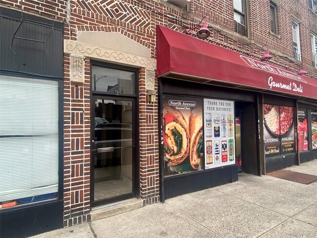 370 North Ave in New Rochelle, NY - Building Photo - Building Photo