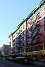 121 Mott St in New York, NY - Building Photo - Building Photo