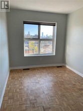 770-770 College St in Toronto, ON - Building Photo - Building Photo