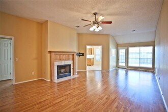 4442 W Patrick St in Fayetteville, AR - Building Photo - Building Photo
