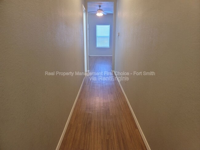 2108 Ingalls Ln in Alma, AR - Foto de edificio - Building Photo