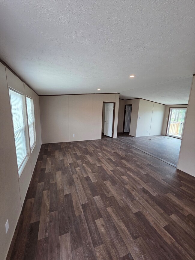 5161 Road 5913 Rd in Cleveland, TX - Building Photo - Building Photo