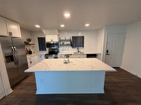 4111 Beran Dr in Houston, TX - Building Photo