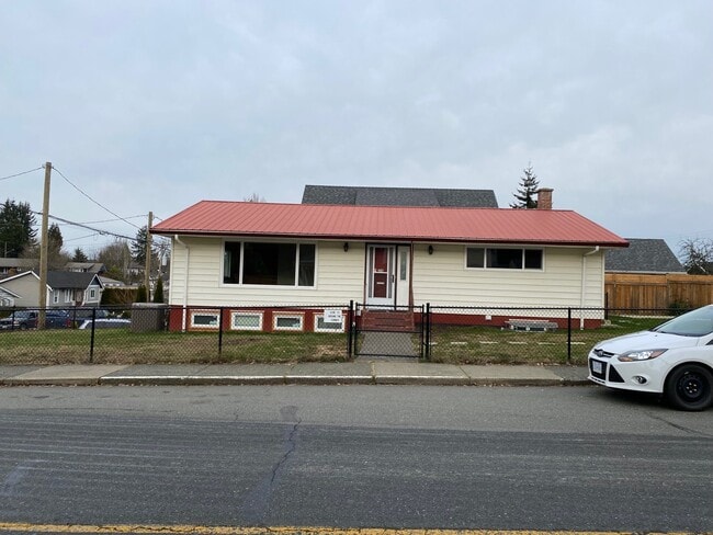 property at 326 Fitzgerald Ave