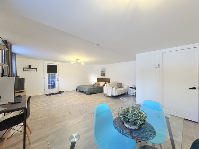 property at 145 Gardenville Rue