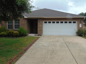 170 Birdwell Ln in Buda, TX - Building Photo