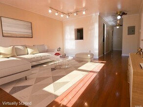 221 E 110th St in New York, NY - Building Photo - Building Photo