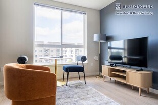 18004 Midvale Ave N in Shoreline, WA - Building Photo