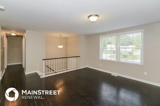 3100 Forestside Ct in Atlanta, GA - Foto de edificio - Building Photo