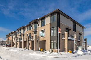 WESTWOOD STITTSVILLE in Ottawa, ON - Building Photo