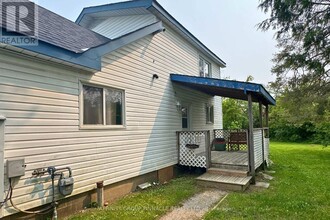 88 Albert St S in Kawartha Lakes, ON - Building Photo - Building Photo