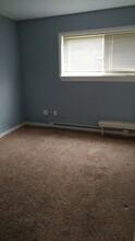 248 QUARRY HILL RD, Unit 76 in South Burlington, VT - Building Photo - Building Photo