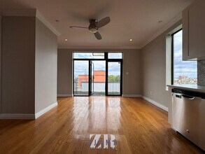 315 Lincoln Pl in Brooklyn, NY - Building Photo - Building Photo