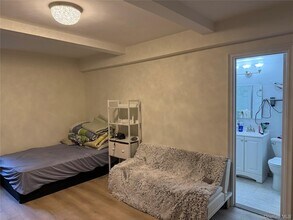 5 Tudor City Pl in New York, NY - Building Photo - Building Photo