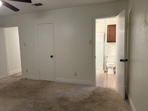 1302 Blueridge Pkwy in Longview, TX - Foto de edificio - Building Photo