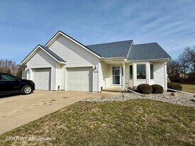 6030 Canton Dr in Saginaw, MI - Building Photo