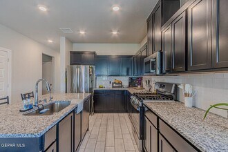 11102 Blazing Star Pl in El Paso, TX - Building Photo - Building Photo