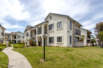 Concord Villas in San Diego, CA - Building Photo - Building Photo