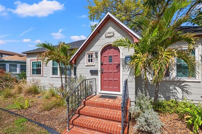 511 27th Ave N in St. Petersburg, FL - Building Photo - Building Photo